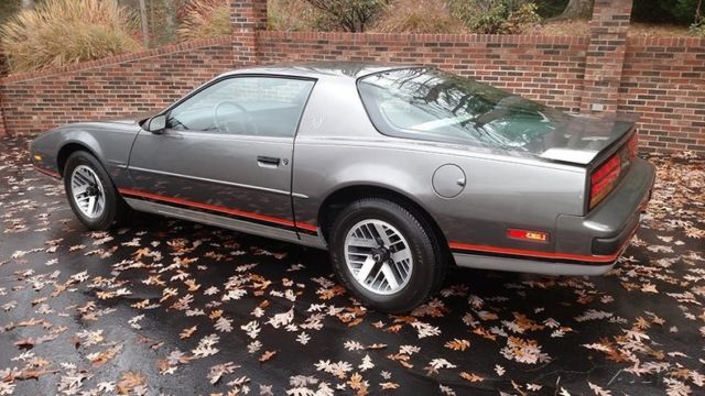1988 Pontiac Firebird Base Coupe 2-Door - photo 9