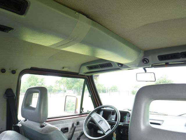 1988 Volkswagen Bus/Vanagon Wolfsburg Edition Weekender - photo 12