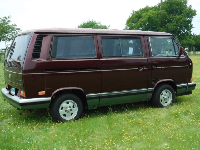 1988 Volkswagen Bus/Vanagon Wolfsburg Edition Weekender - photo 2