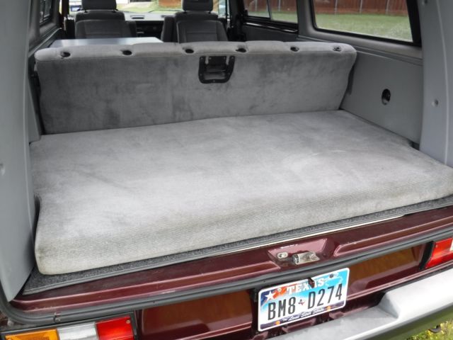 1988 Volkswagen Bus/Vanagon Wolfsburg Edition Weekender - photo 6