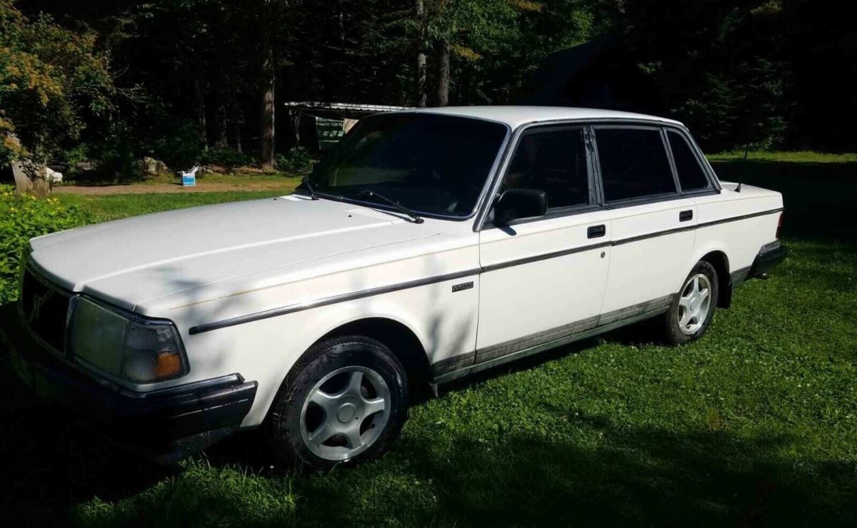 1988 Volvo 240 - photo 2