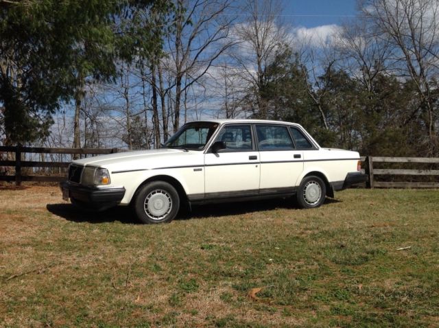 1988 Volvo 240 DL - photo 2