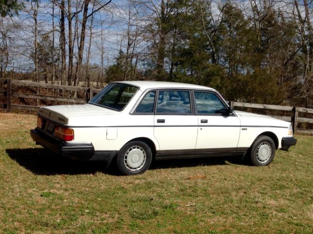 1988 Volvo 240 DL - photo 4