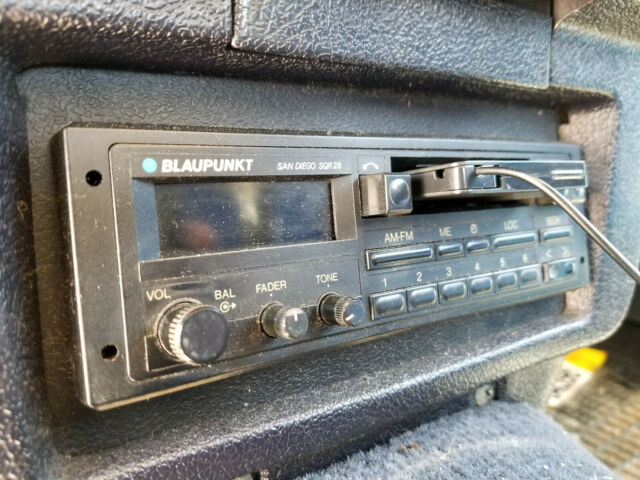 1988 Volvo 240 - photo 3