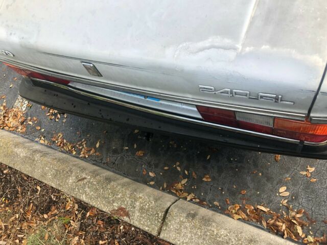 1988 Volvo 240 GL - photo 2