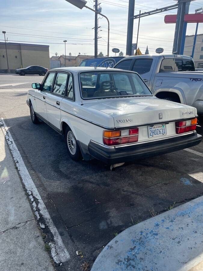1988 Volvo 240 GL - photo 3