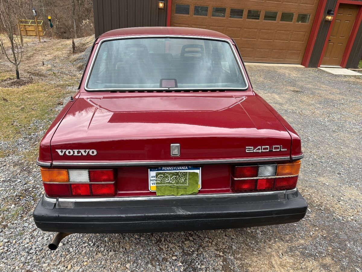 1988 Volvo 240 - photo 2