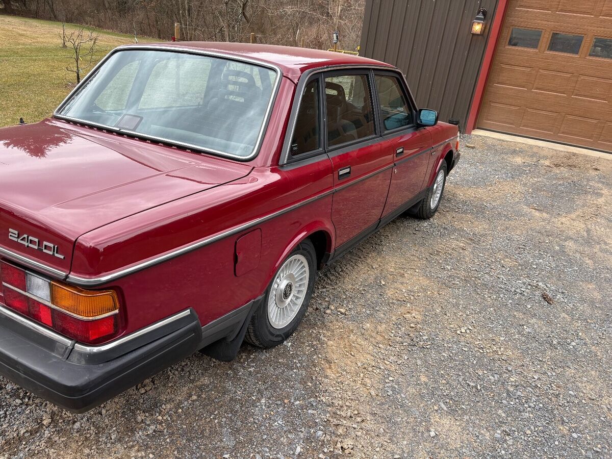 1988 Volvo 240 - photo 3