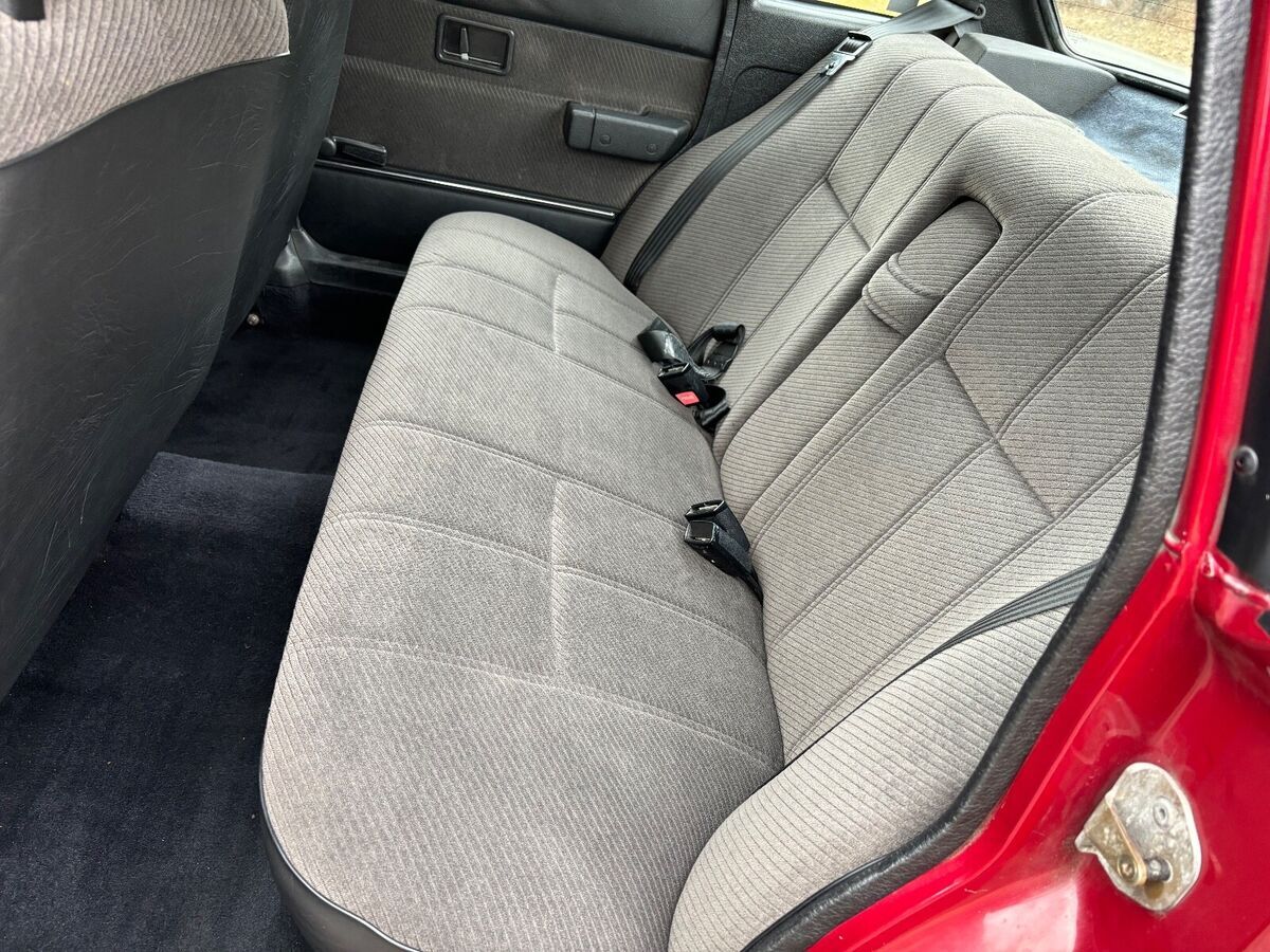 1988 Volvo 240 - photo 8