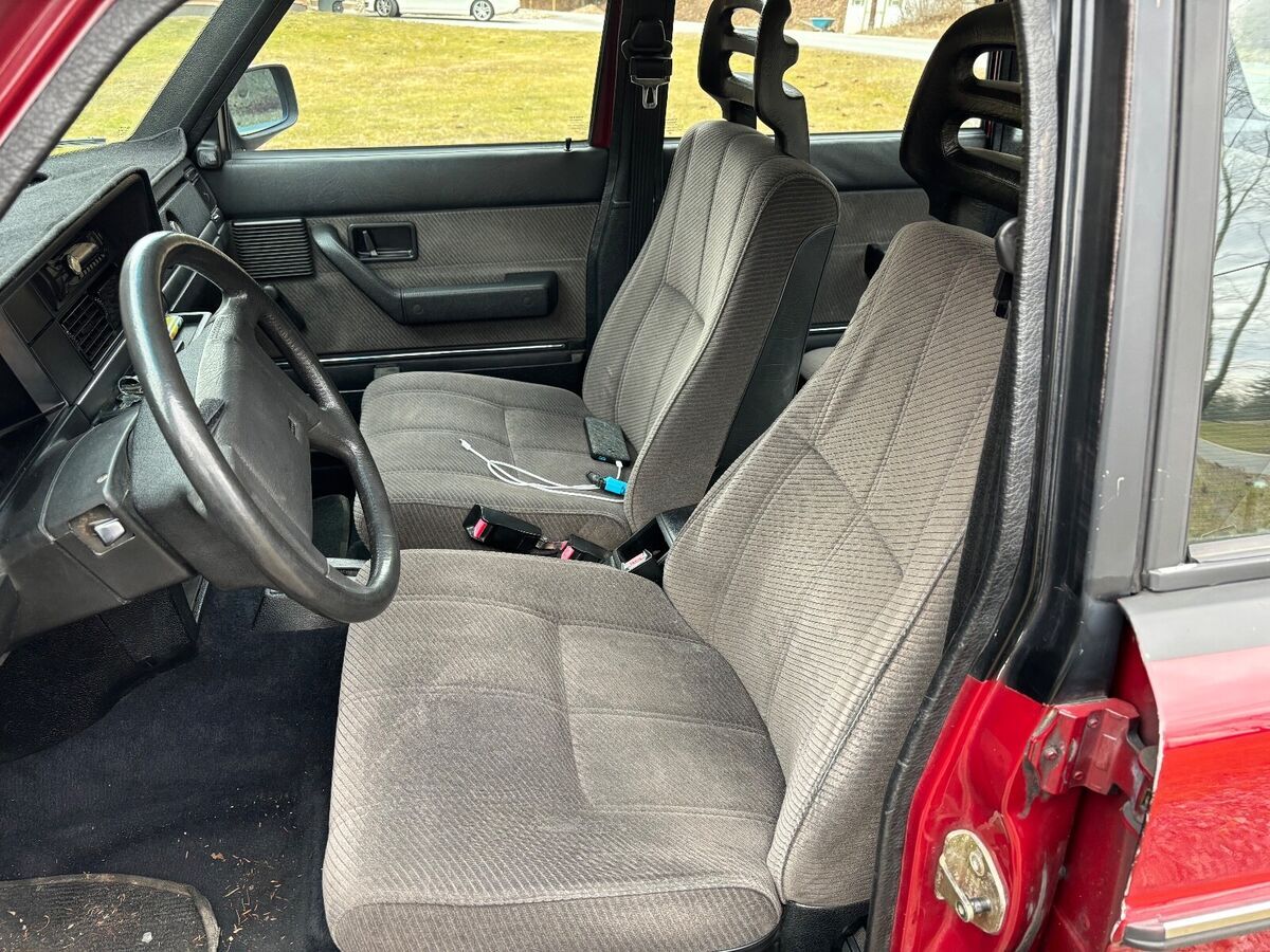 1988 Volvo 240 - photo 9
