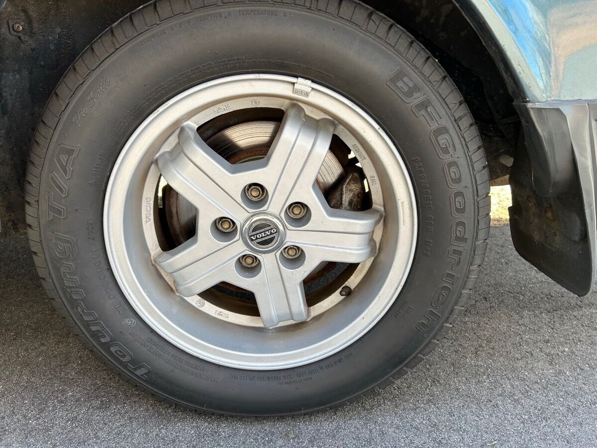 1988 Volvo 240 GL - photo 9