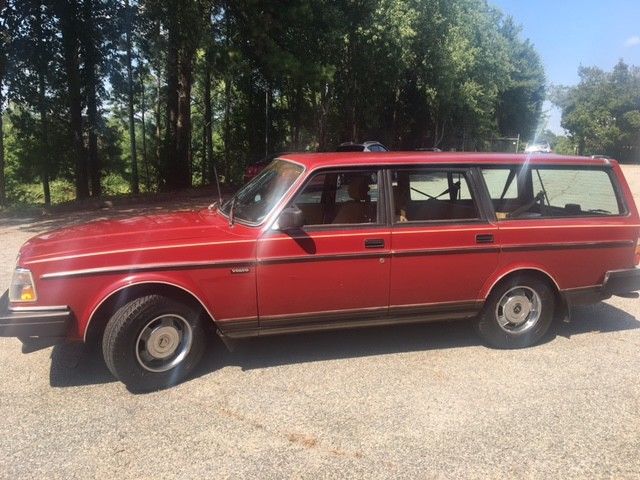 1988 Volvo 245 Wagon- NO RESERVE 1988 Volvo 240