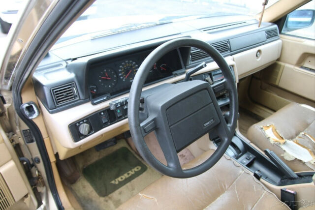 1988 Volvo 740 GLE - photo 11