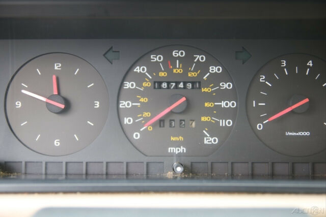 1988 Volvo 740 GLE - photo 13