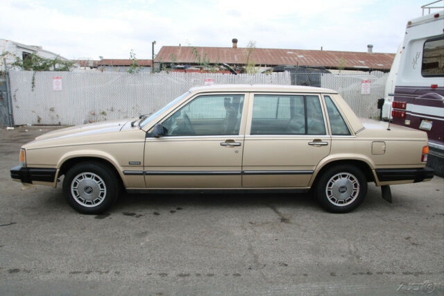 1988 Volvo 740 GLE - photo 2