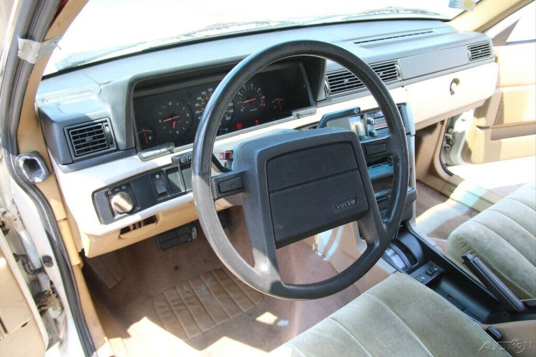 1988 Volvo 740 GLE - photo 12