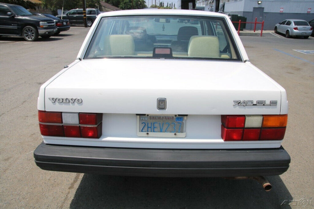 1988 Volvo 740 GLE - photo 4