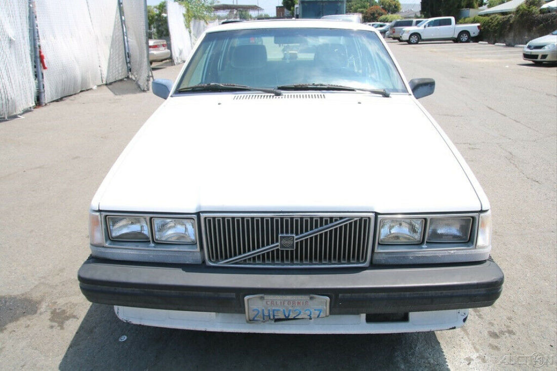 1988 Volvo 740 GLE - photo 8