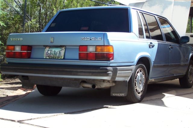 1988 Volvo 740 Sedan 1988 Volvo 740