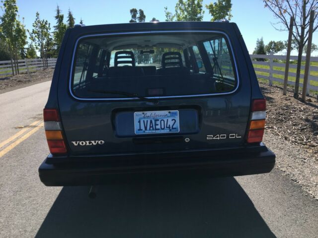 1988 Volvo 240 - photo 7