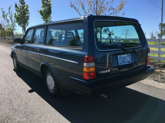 1988 Volvo 240 - photo 9