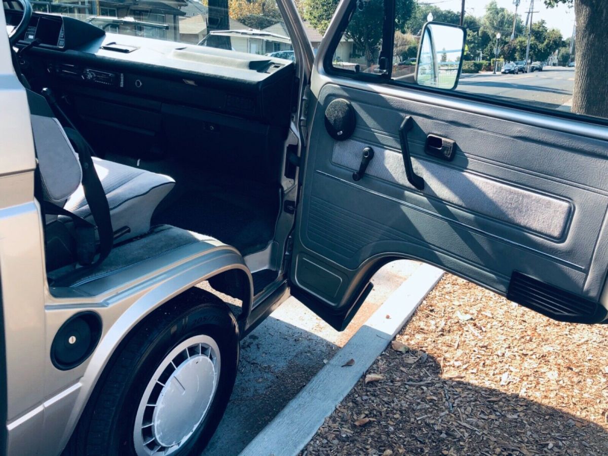 1988 Volkswagen Bus/Vanagon - photo 9
