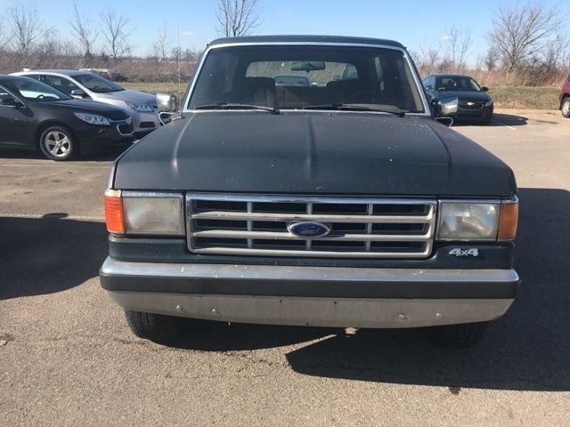 1988 Ford Bronco XLT - photo 2