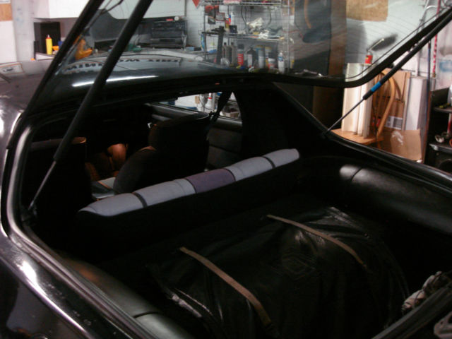 1988 Chevrolet Camaro Iroc-Z Coupe 2-Door - photo 11