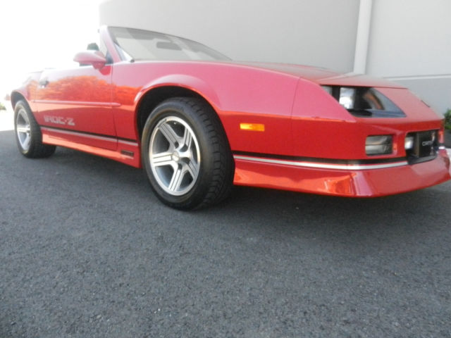 1988 Chevrolet Camaro Iroc Z - photo 2