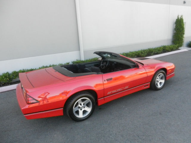 1988 Chevrolet Camaro Iroc Z - photo 4
