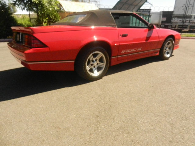 1988 Chevrolet Camaro Iroc Z - photo 9