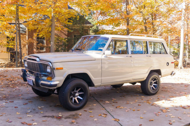 1984 Jeep Wagoneer 4-door - photo 3