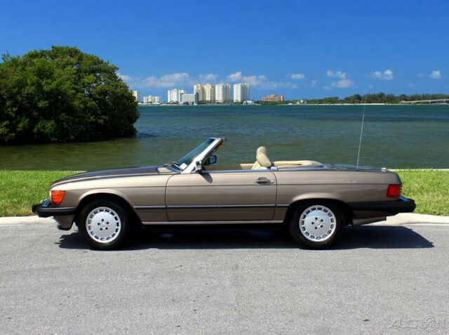 1989 Mercedes-Benz 500-Series 560 SL 2dr Convertible - photo 6