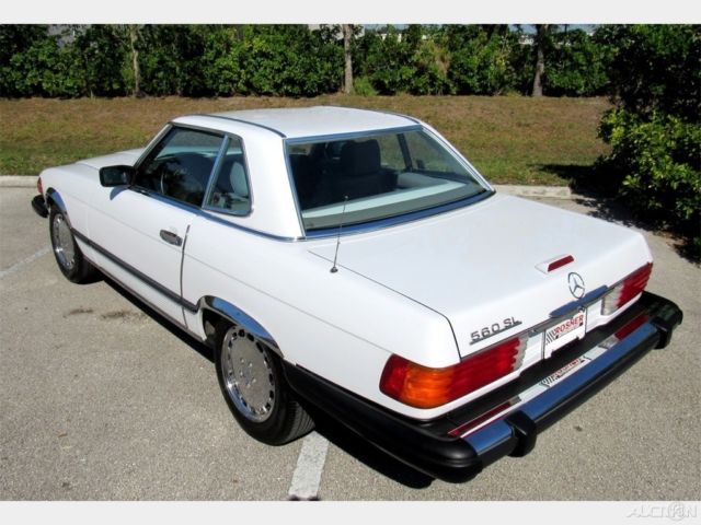 1989 Mercedes-Benz 500-Series 560 SL - photo 8