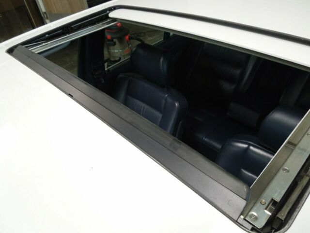 1989 Mercedes-Benz 500-Series - photo 6