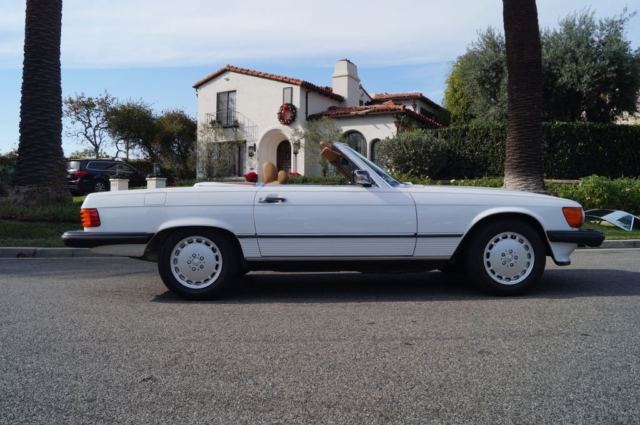 1989 Mercedes-Benz SL-Class 560SL CONVERTIBLE WITH 16K ORIGINAL MILES! - photo 3