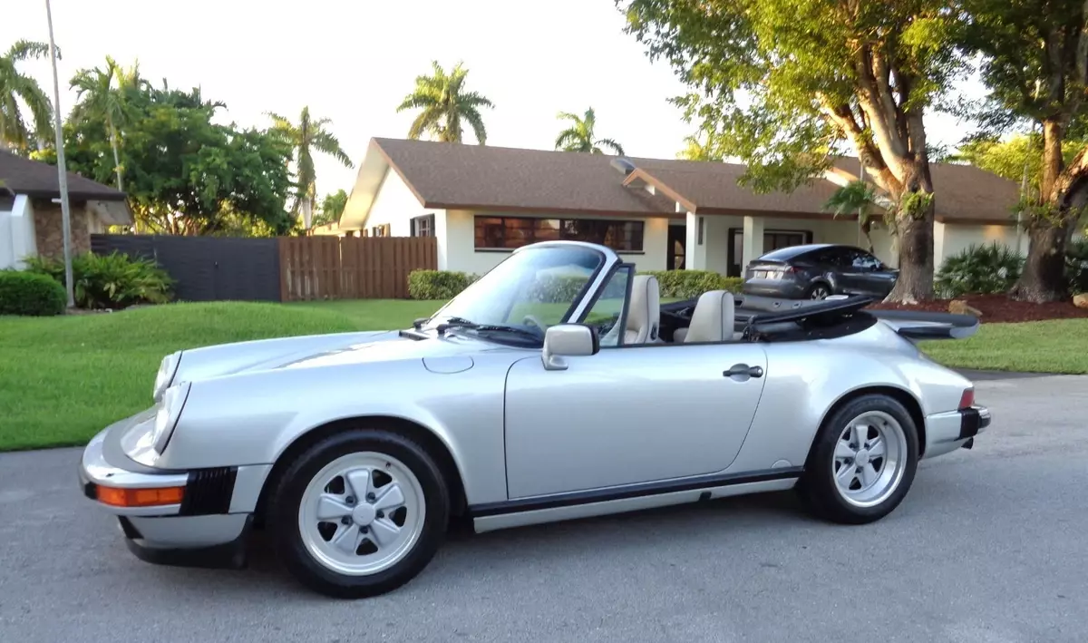 1989 911 Cab 25th Anniv. ( 1 of 160 ) - Silver / Gray - 42000 orig. mi. - MINT 1989 Porsche 911 25th Anniversary