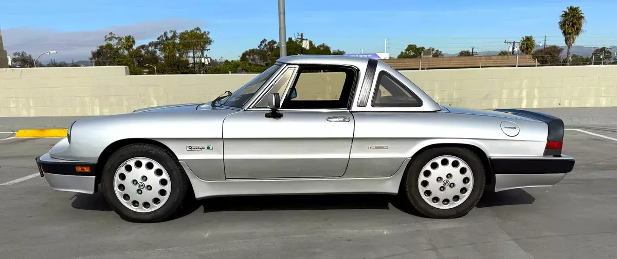 1989 Alfa Romeo Spider
