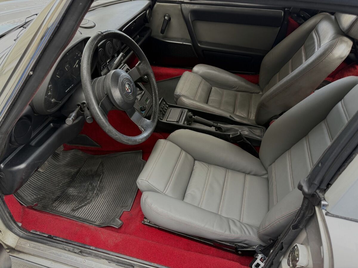 1989 Alfa Romeo Spider - photo 10
