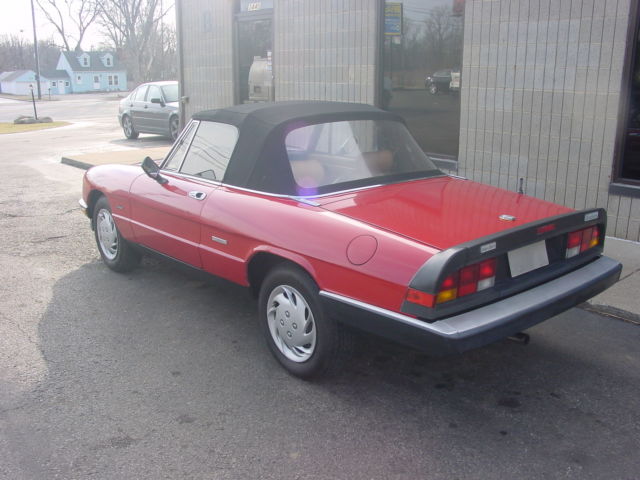 1989 Alfa Romeo Spider - photo 3