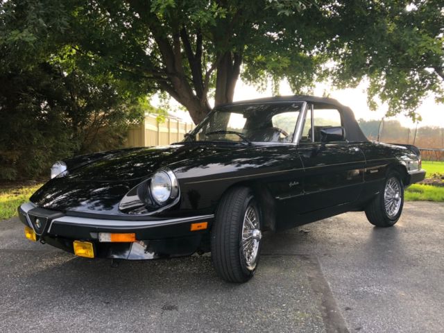 1989 Alfa Romeo Spider Graduate ONLY 27,000 MILES 2 owner nice Estate Sale NR!! 1989 Alfa Romeo Spider Graduate