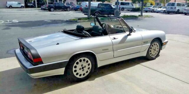 1989 Alfa Romeo Spider Quadrifoglio - photo 9