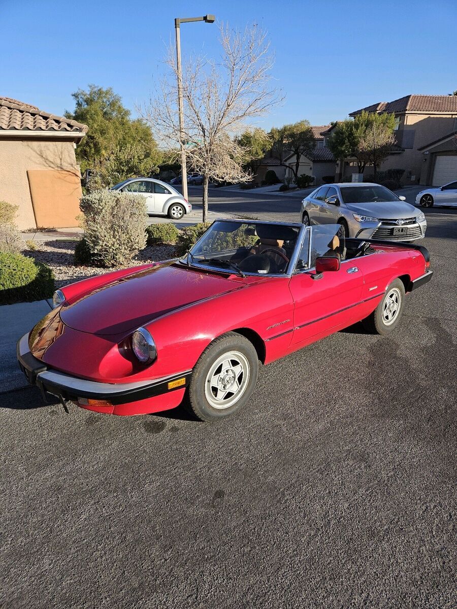 1989 Alfa Romeo Spider Red RWD Manual VELOCE 1989 Alfa Romeo Spider VELOCE