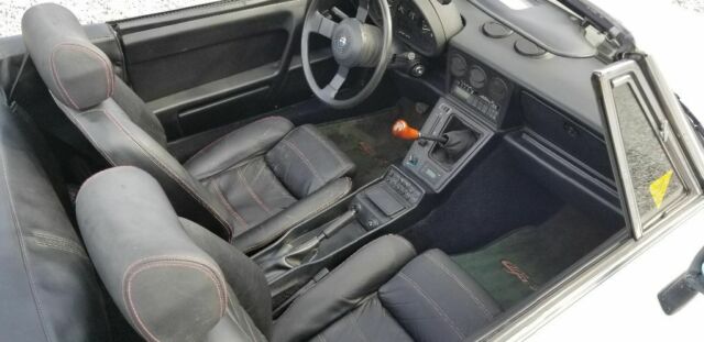 1989 Alfa Romeo Spider factory custom black trim - photo 5