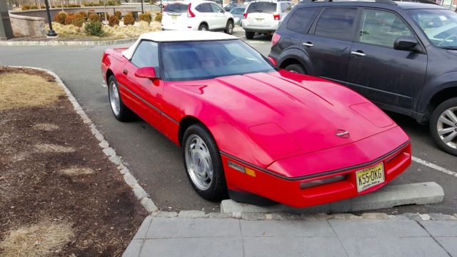 1989 ALL ORIGINAL, LOW MILAGE CORVETTE 1989 Chevrolet Corvette