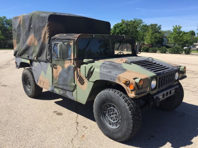 1989 AM General M998 Troop Carrier Humvee/ HMMWV /Hummer. On-road title 1989 Hummer H1 M998