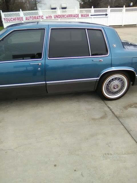 1989 Cadillac DeVille METALLIC BLUE - photo 2
