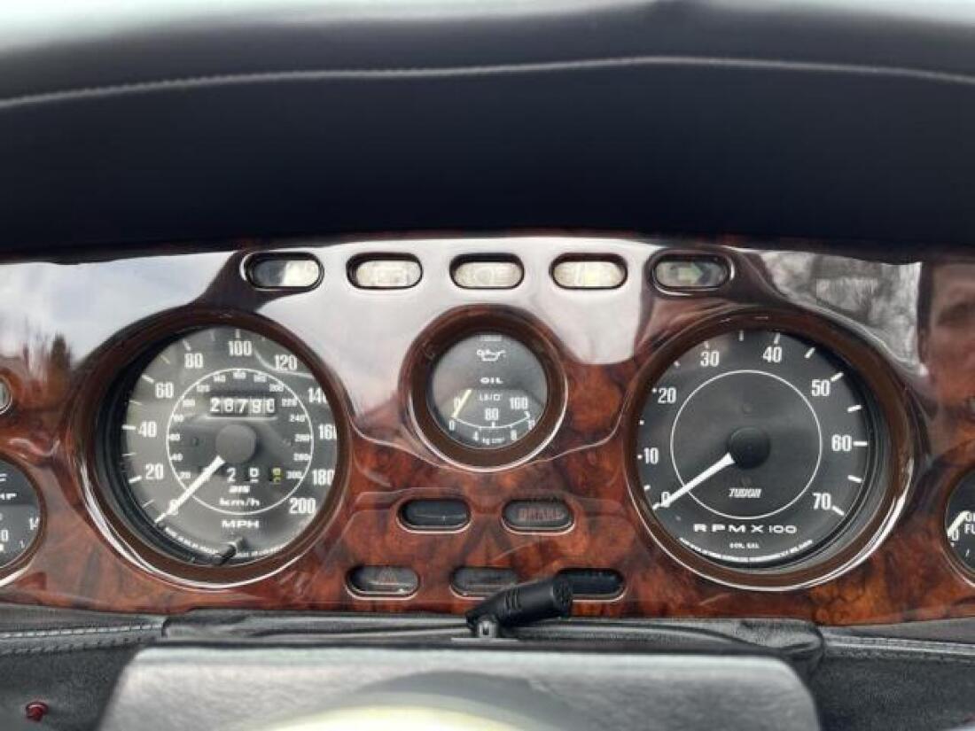 1989 Aston Martin Volante Convertible - photo 4