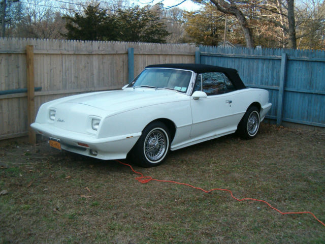 1989 Avanti II Convertible 2-Door 5.0L under 12,000 miles 1989 Studebaker Avanti II