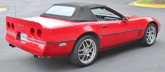 1989 Chevrolet Corvette Base 2dr Convertible - photo 5